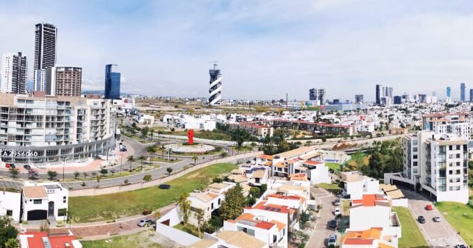 Inmobiliaria Proyecto Bienes Raíces - Venta de casa y terrenos plano en Lomas de Angelópolis