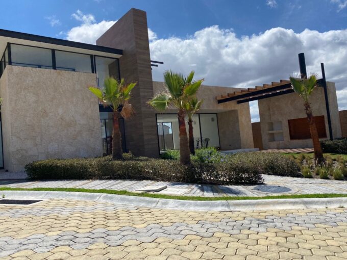 Venta Lote Residencial Parque Praga Lomas de Angelópolis 2