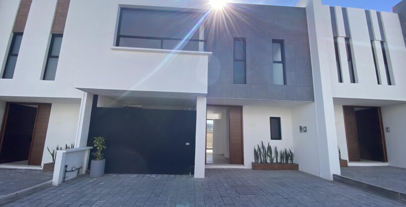 Parque Aguascalientes Lomas de Angelópolis III - Casa en Venta