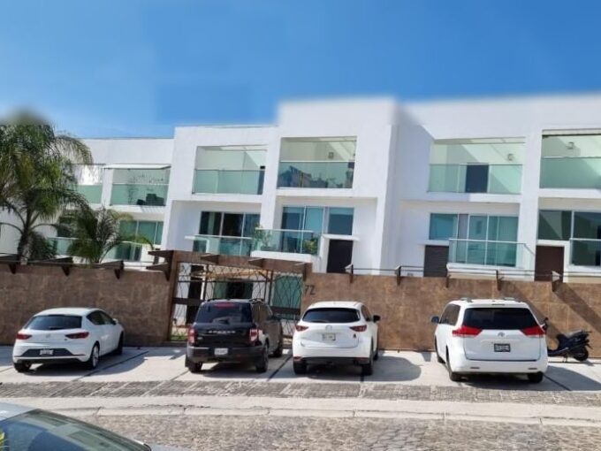 Parque Veneto Lomas de Angelópolis II - casa townhouse en venta