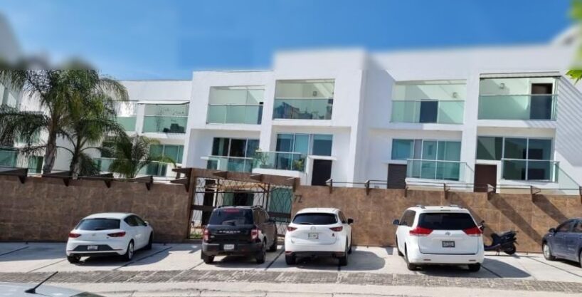 Parque Veneto Lomas de Angelópolis II - casa townhouse en venta