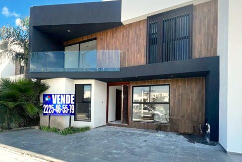 Parque Chihuahua Lomas de Angelópolis III - Casa en venta
