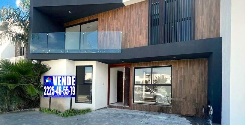 Parque Chihuahua Lomas de Angelópolis III - Casa en venta