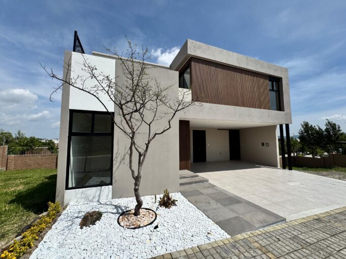 Parque San Marino Lomas de Angelópolis II - casa en venta
