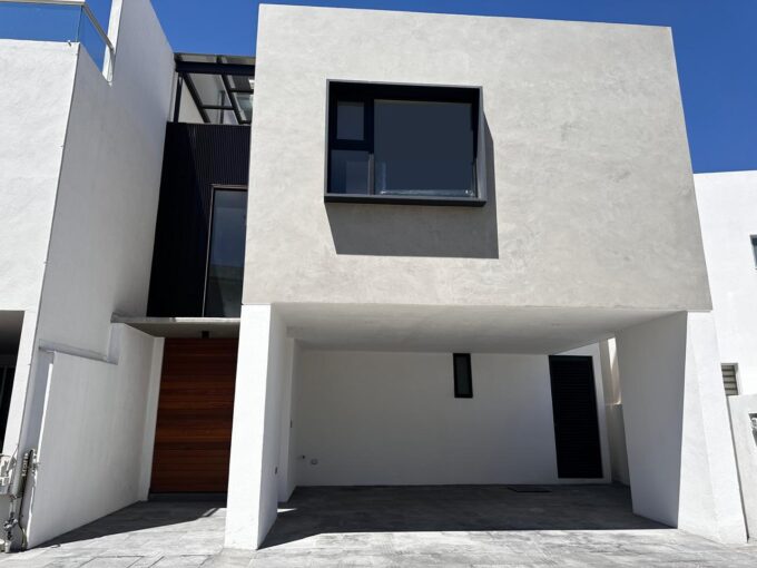 Parque Santiago Lomas de Angelópolis II - Casa en Venta