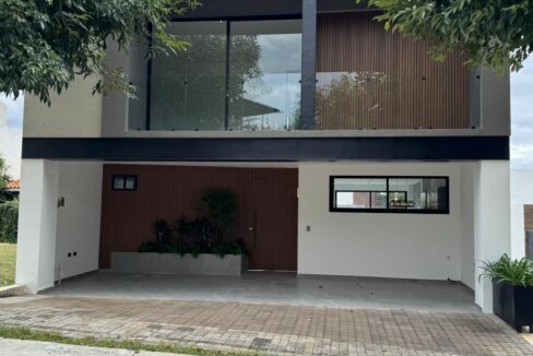 Parque Cuernavaca Lomas de Angelópolis III - Casa en venta 2222168656