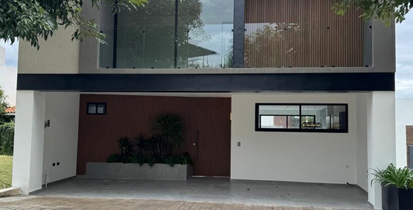 Parque Cuernavaca Lomas de Angelópolis III - Casa en venta 2222168656